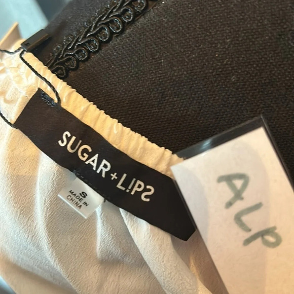 White Sugarlips Blouse - Picture 5 of 5